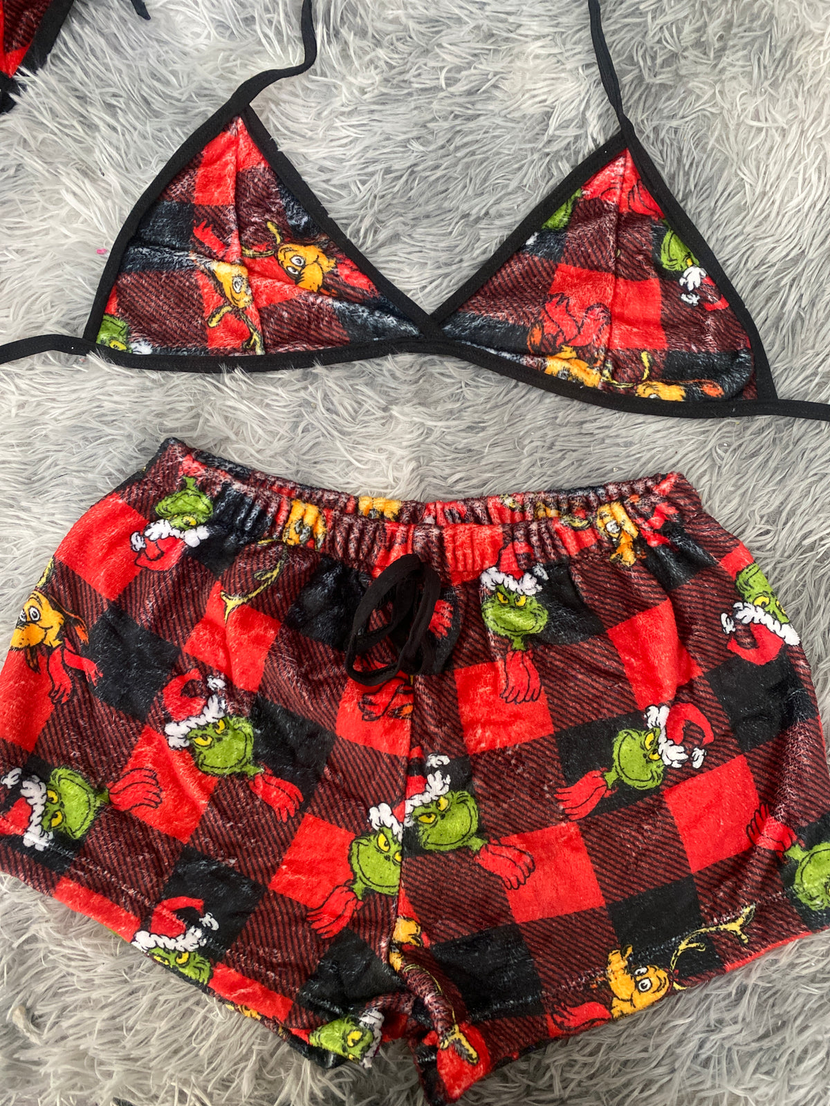 Grinch cuadros rojos y negros Max Top Con Short Afelpado