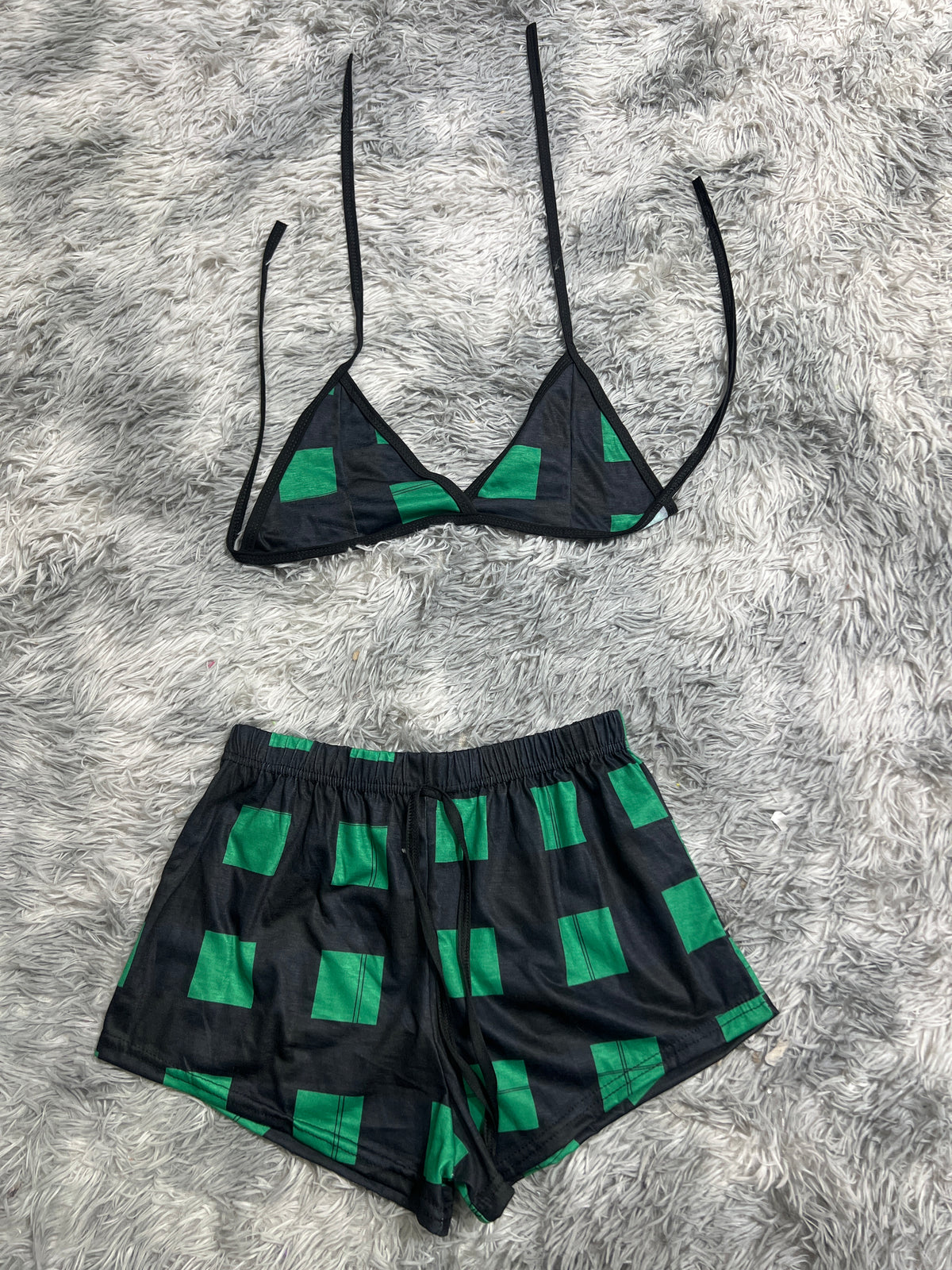 Cuadros Verdes Y Negros Top Con Short Brush