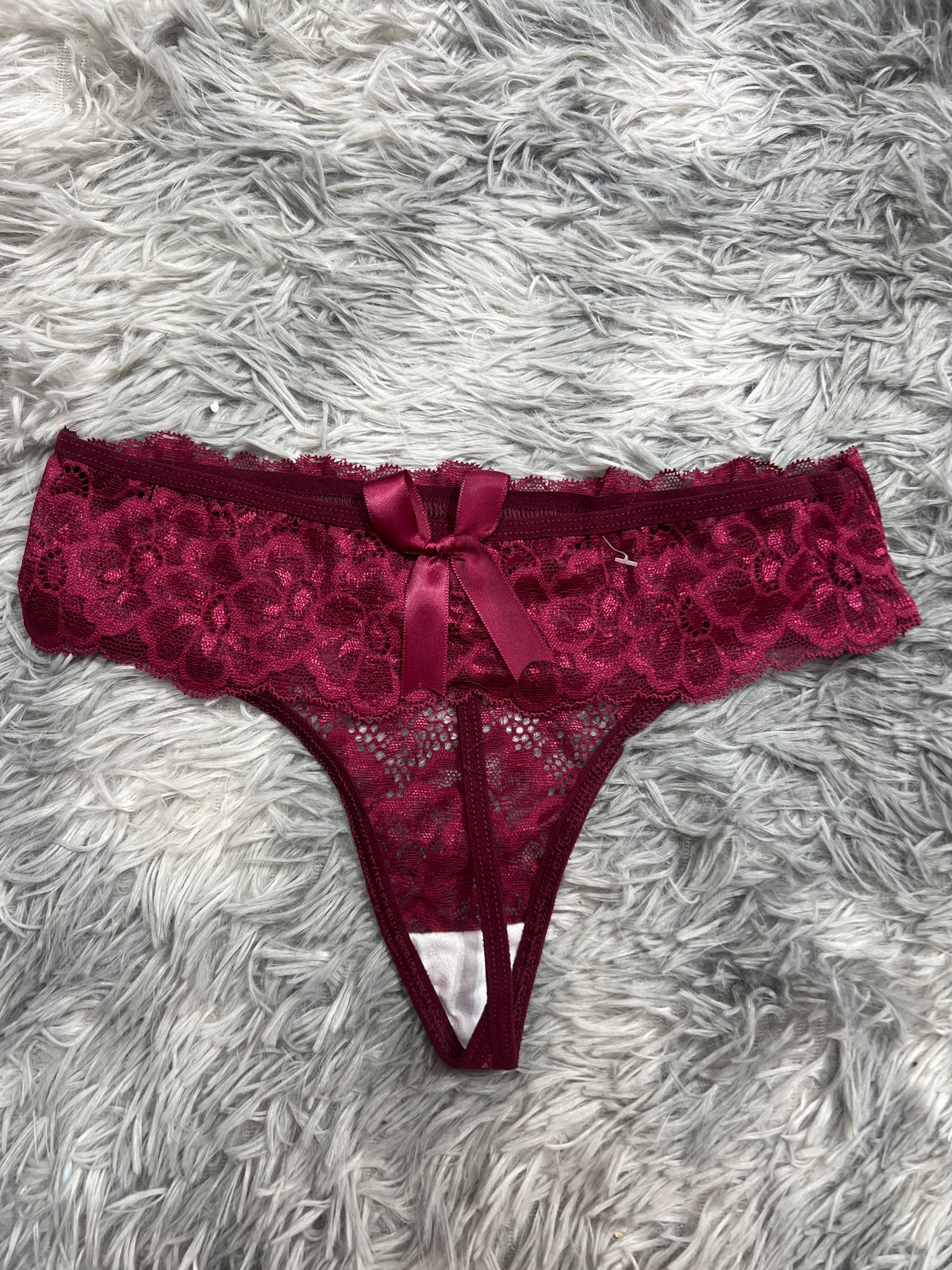 Moño Atras Vino Tanga De Dama