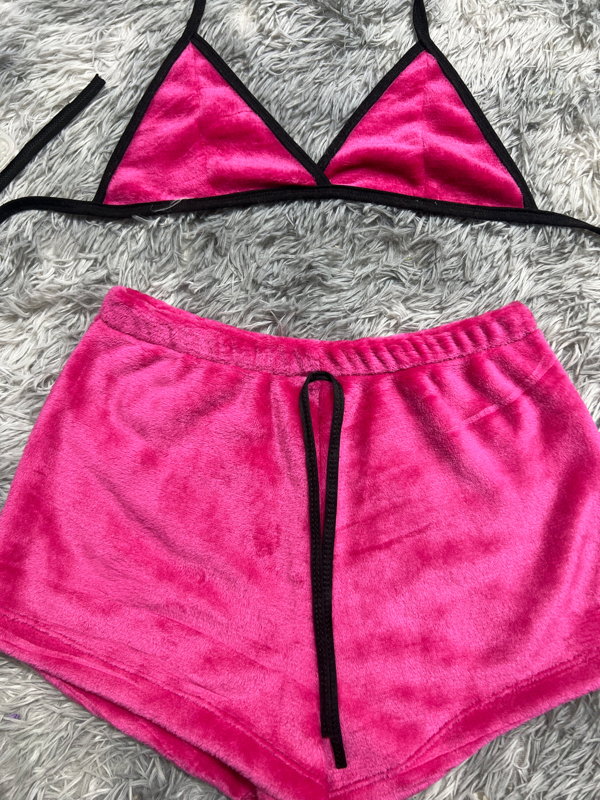 Rosa Top Con Short Afelpado