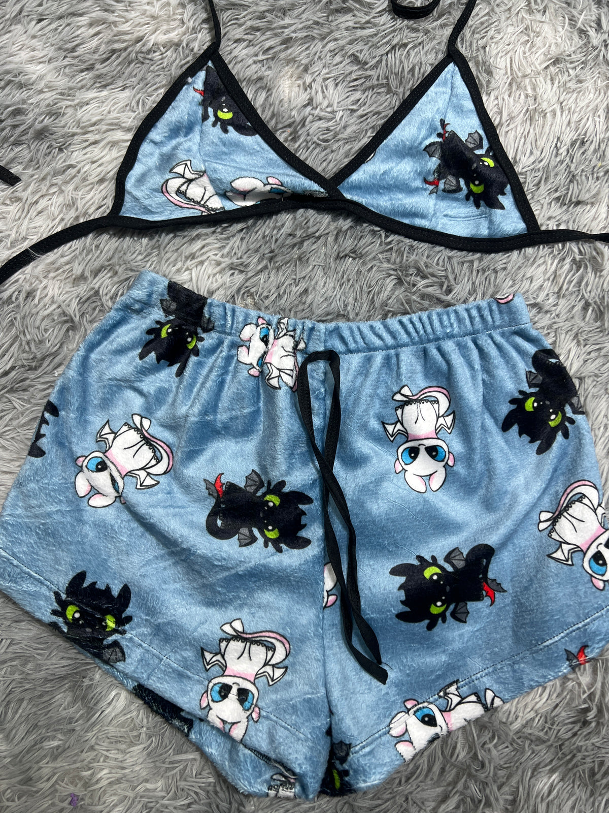 Dragón Top Con Short Afelpado