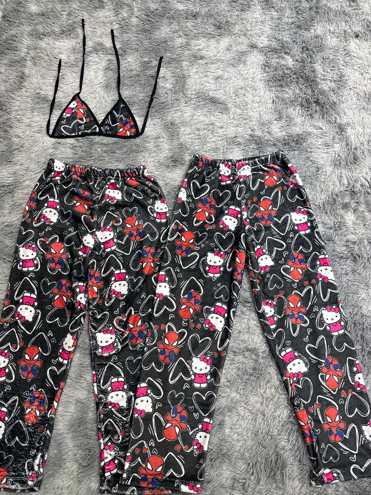 Spider Kitty Negro Con Corazones Blancos Duo De Pijama Afelpada