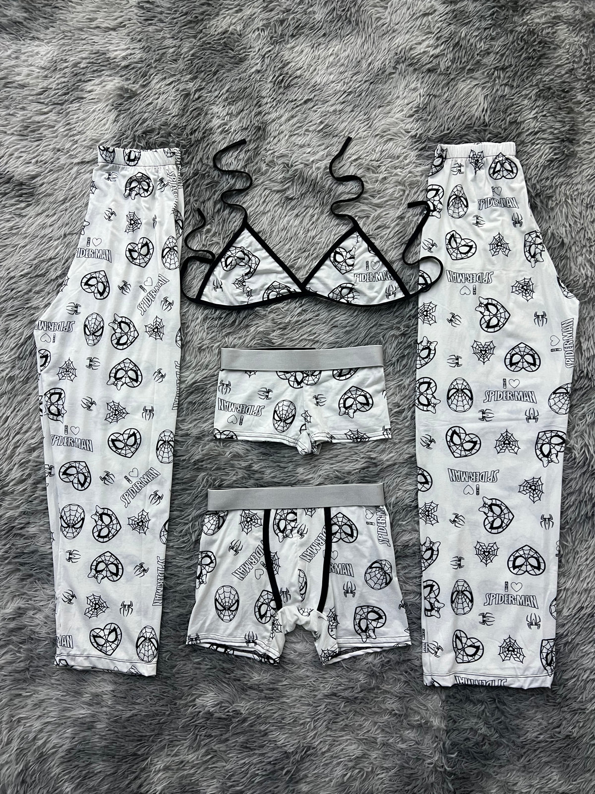 Spiderman Corazón Blanco Pijama De 5 Piezas