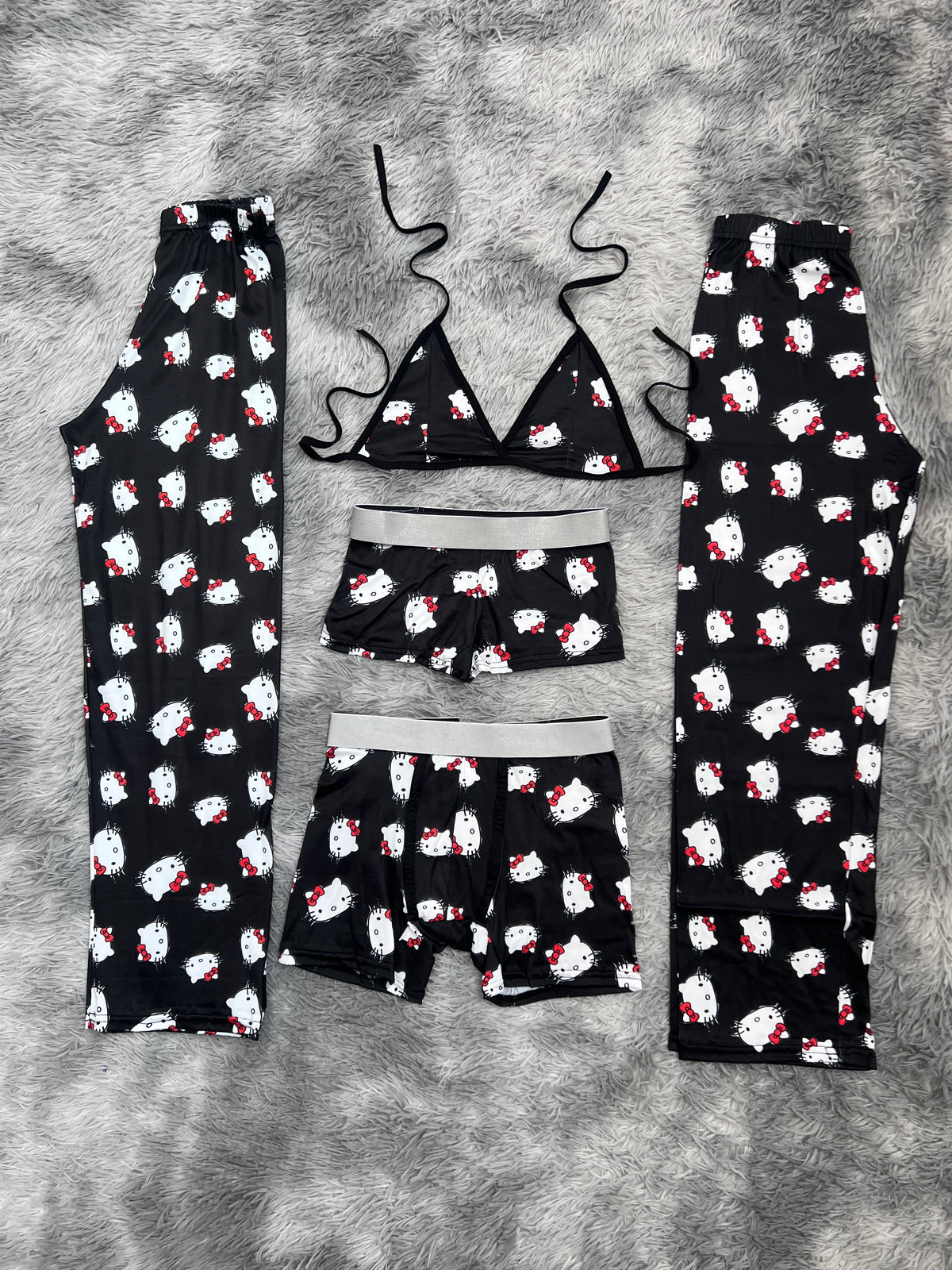 Hello Kitty Caritas Fondo Negro Pijama De 5 Piezas