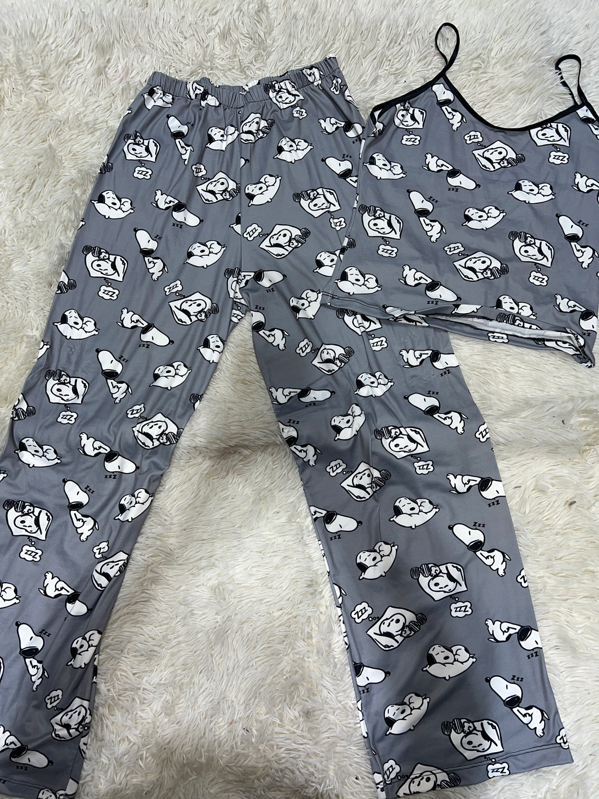 Snoopy Gris Blusa Con Pantalón