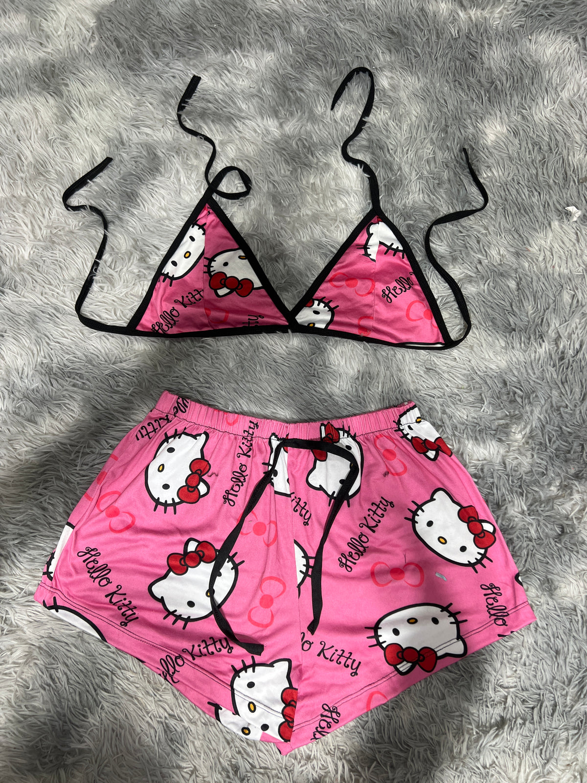 Hello Kitty Cara Y Moños Top Con Short Brush