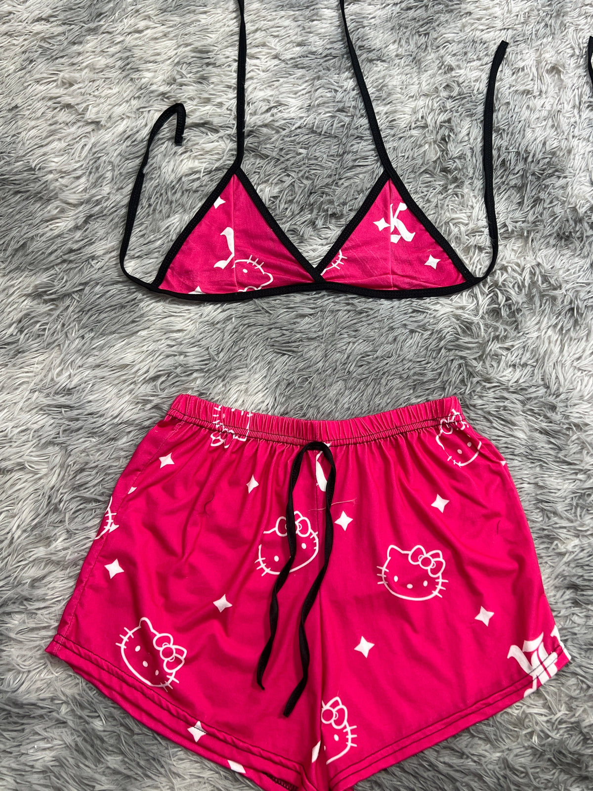 Hello Kitty Rosa Con Blanco Top Con Short Brush