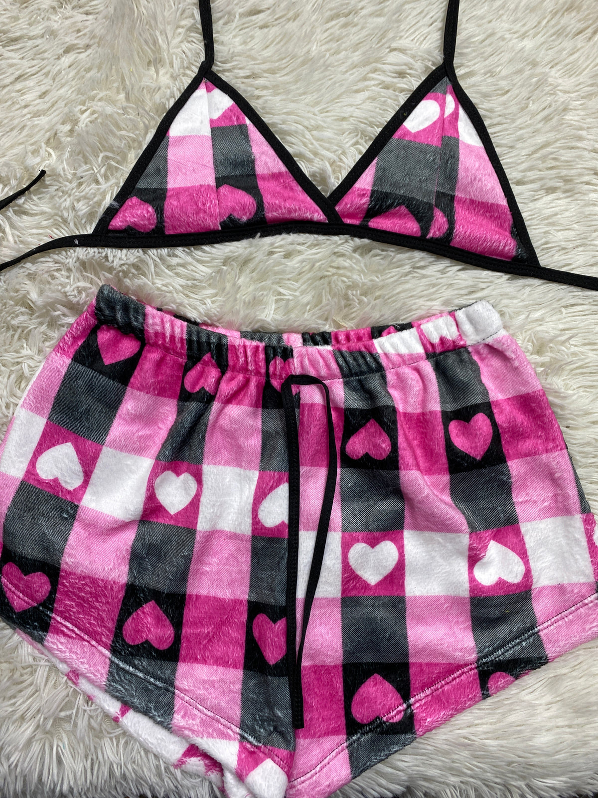 Cuadros De Corazones Rosas Y Negros Top Con Short Afelpado