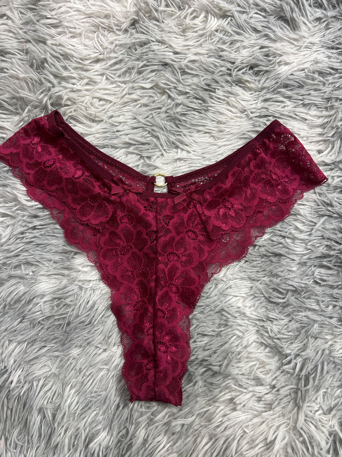 Argolla Detras Vino Tanga De Dama