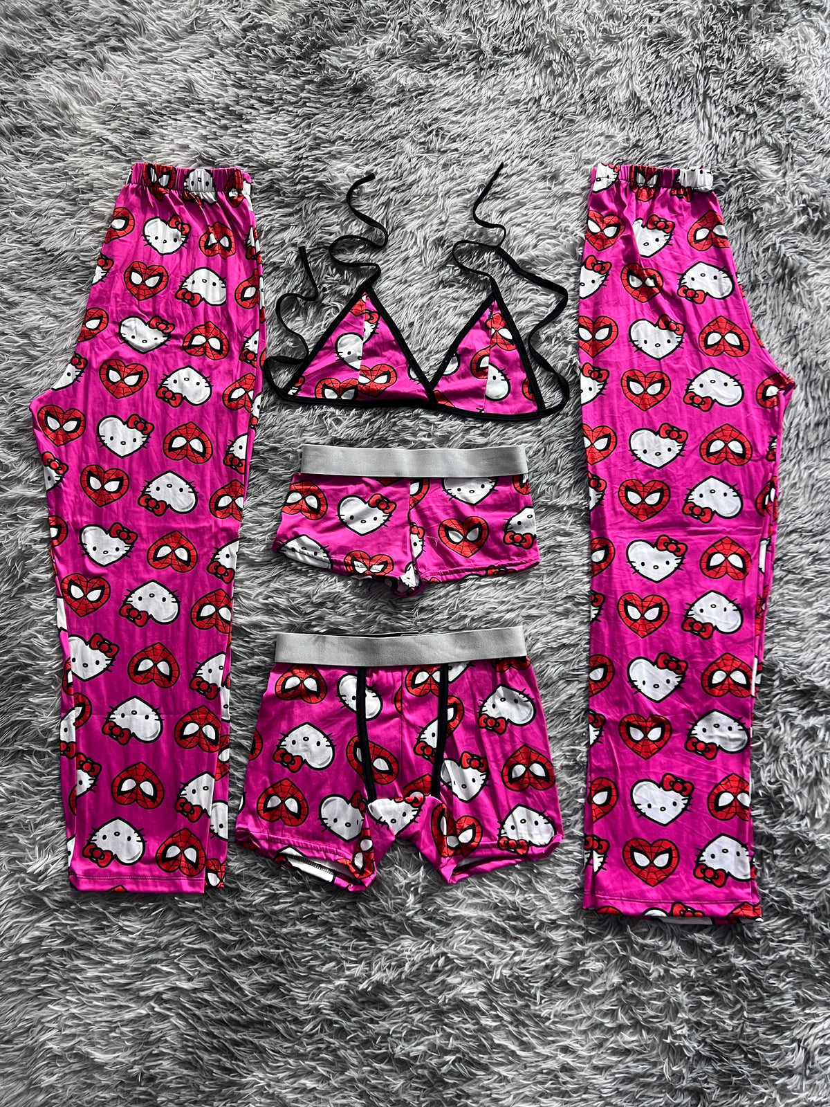 Spider Kitty Corazones Fondo Rosa Pijama De 5 Piezas