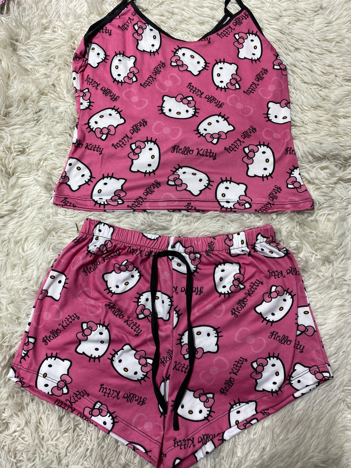 Hello Kitty Caras Rosa Blusa Con Short