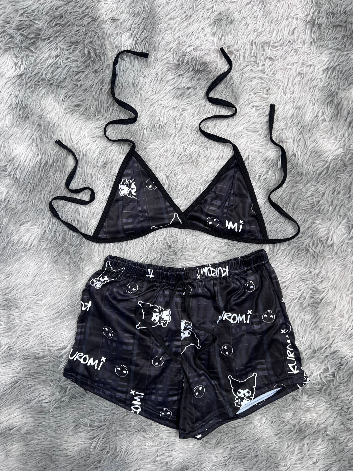Kuromi Cuadros Negros Top Con Short Brush