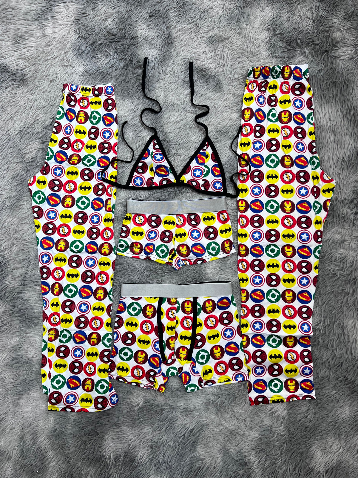 Superheroes Escudos Pijama De 5 Piezas