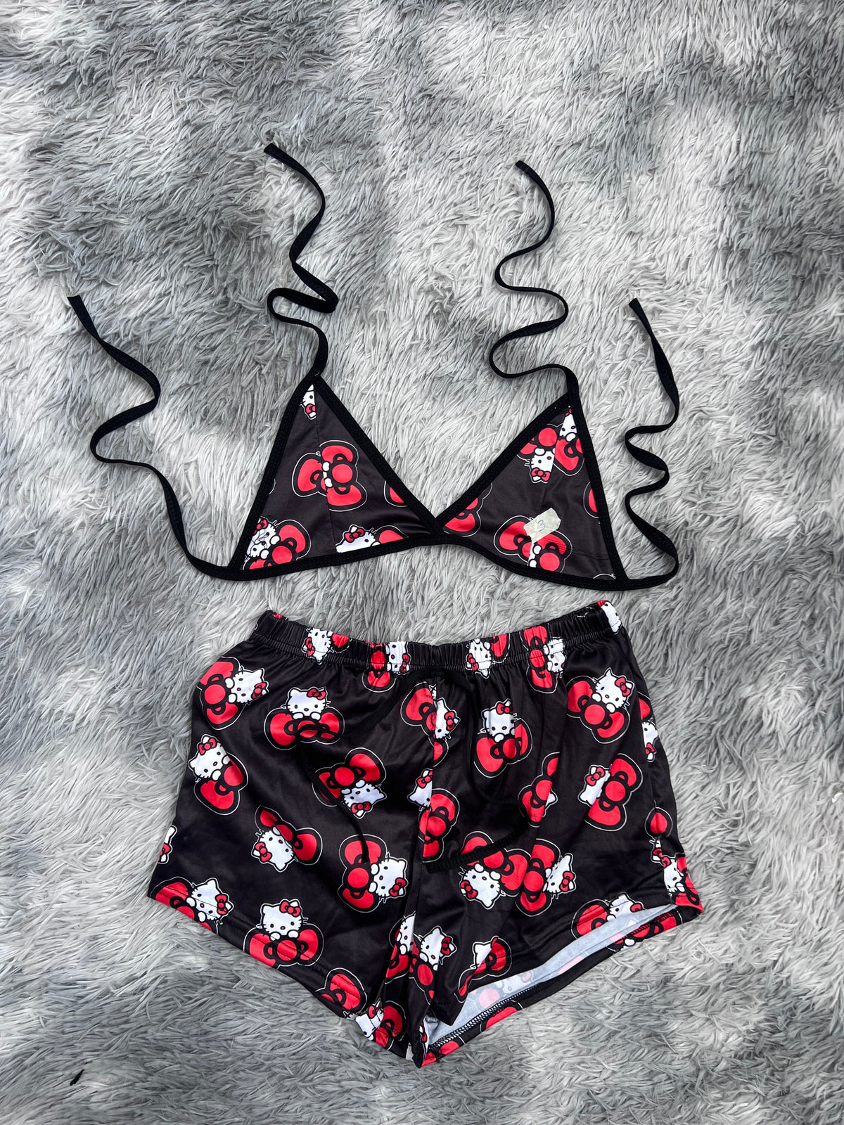 Hello Kitty Moño Top Con Short Brush