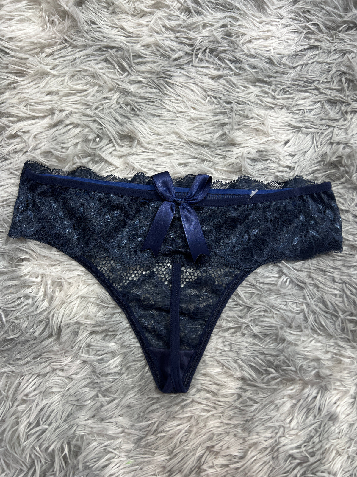 Moño Atras Azul Marino Tanga De Dama