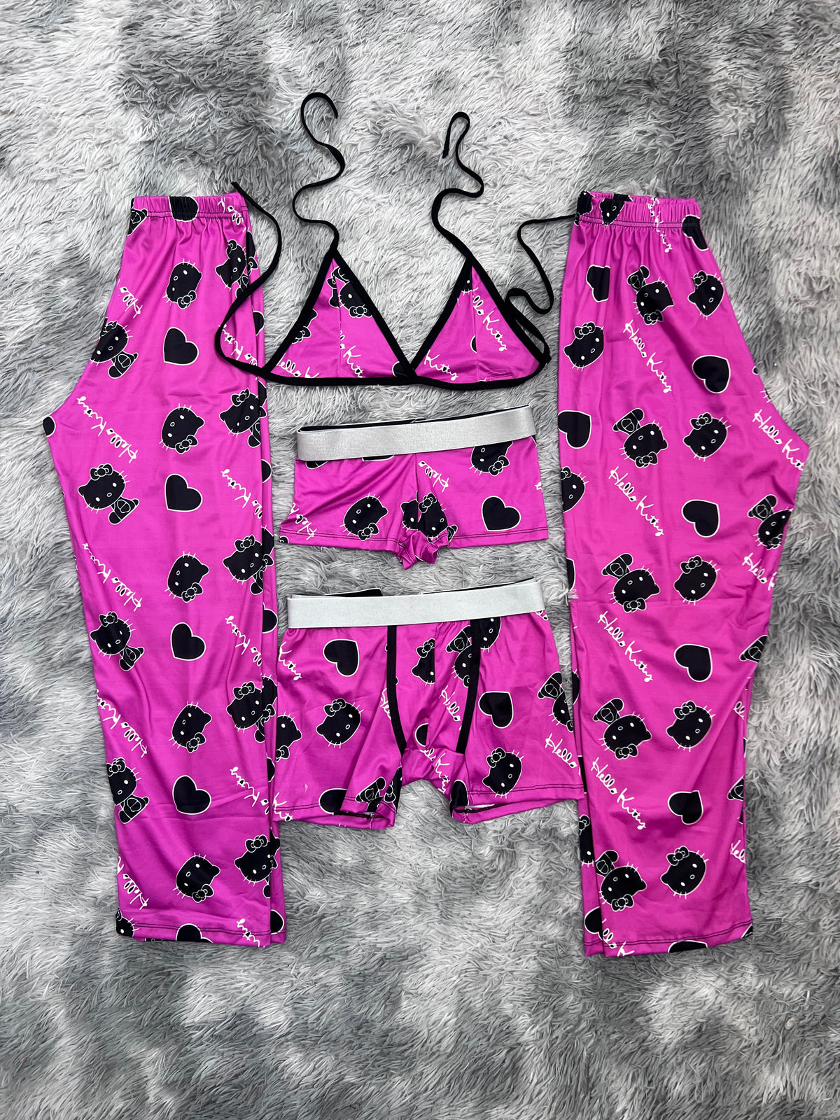 Hello Kitty Negro Fondo Morado Pijama De 5 Piezas