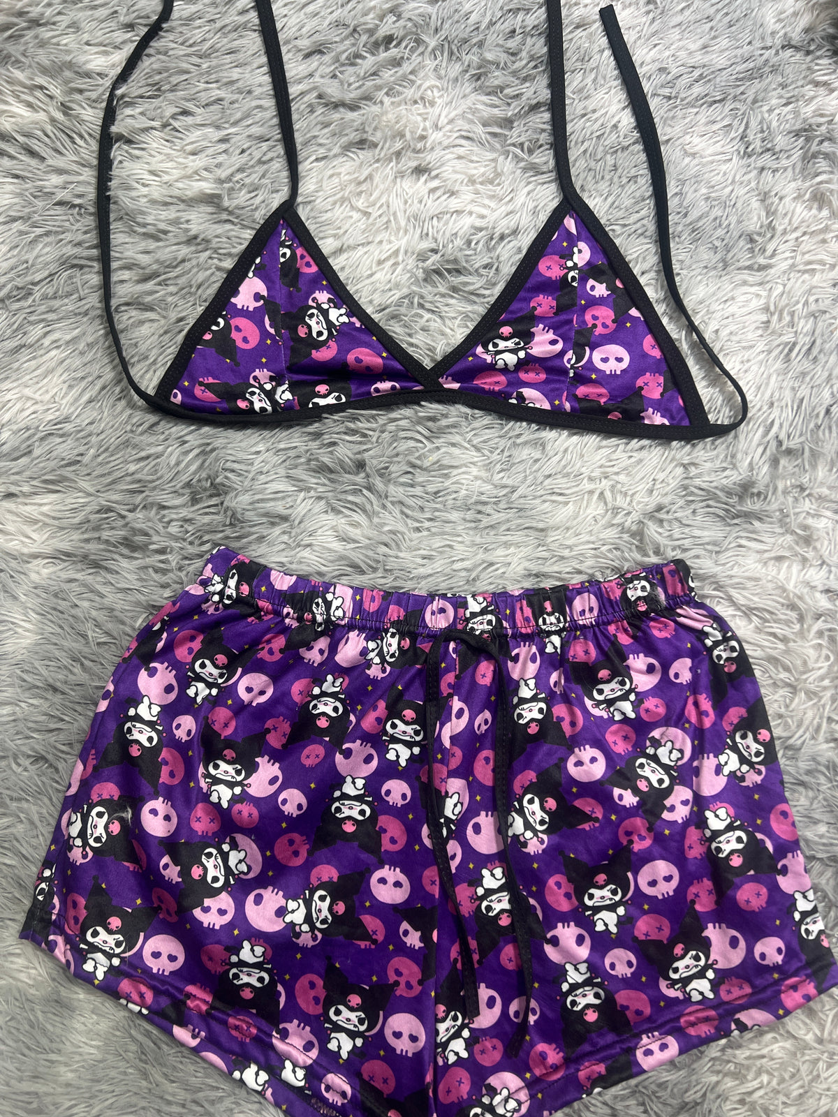 Kuromi Enojada Morado Top Con Short Brush
