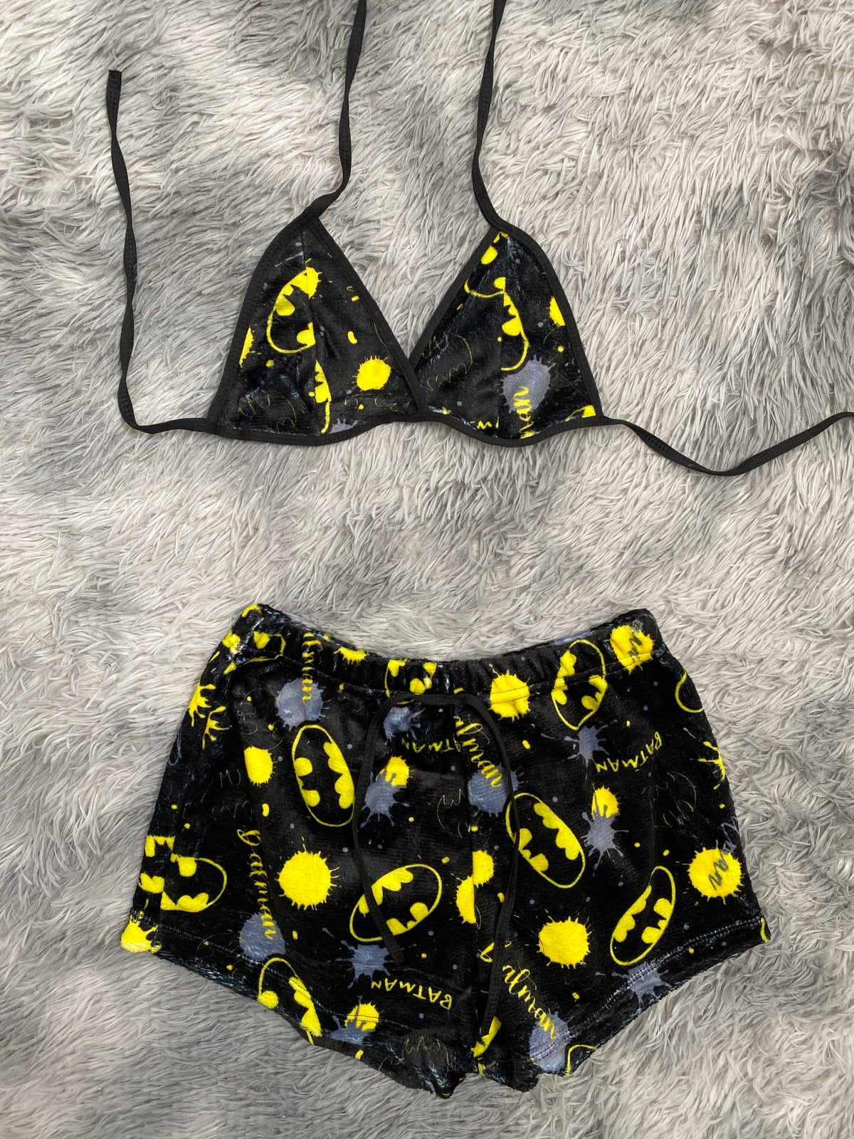 Batman Manchas Amarillas Top Con Short Afelpado