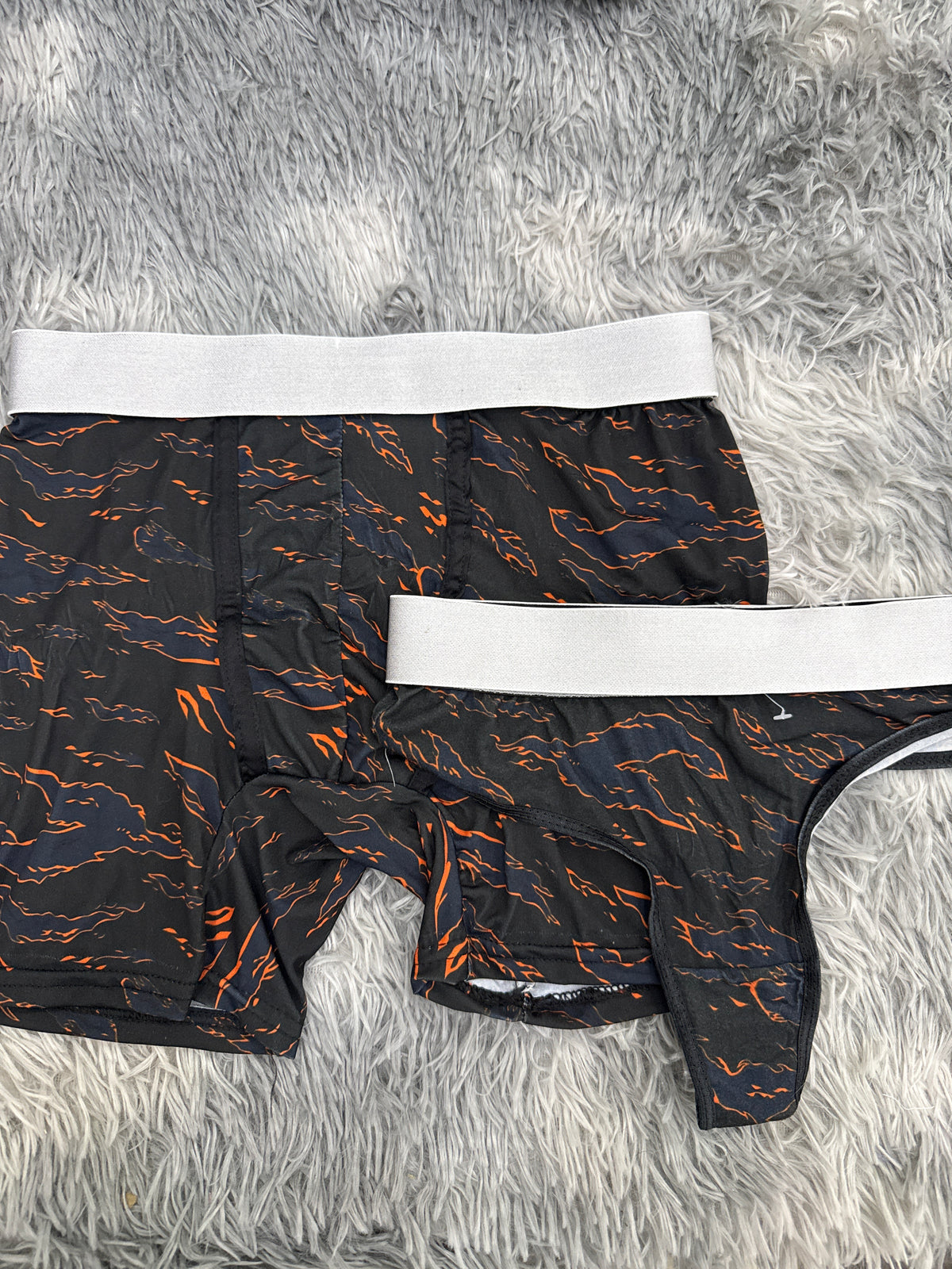 Camuflaje Negro Con Naranja Duo Unitalla Con Tanga