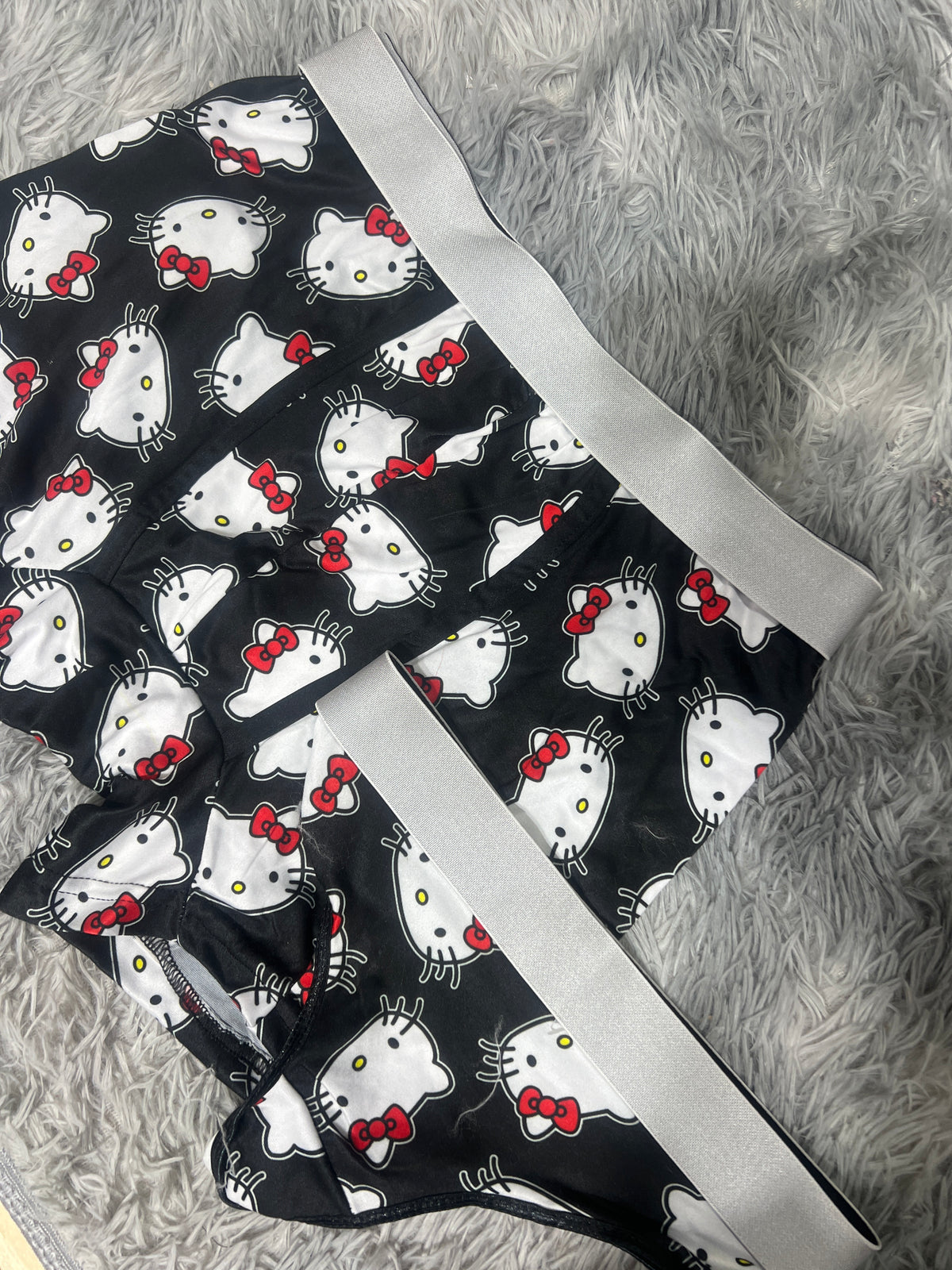 Hello Kitty Delineado Blanco Duo XL Con Tanga