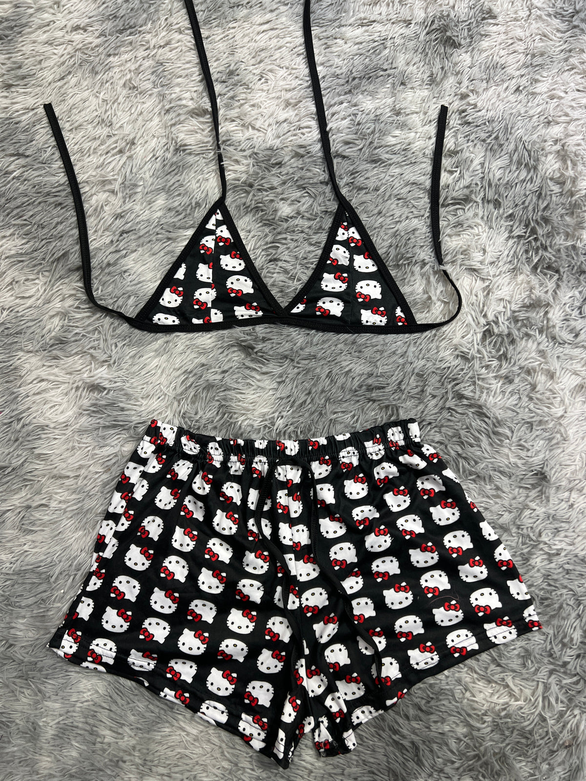 Hello Kitty Negro Top Con Short Brush