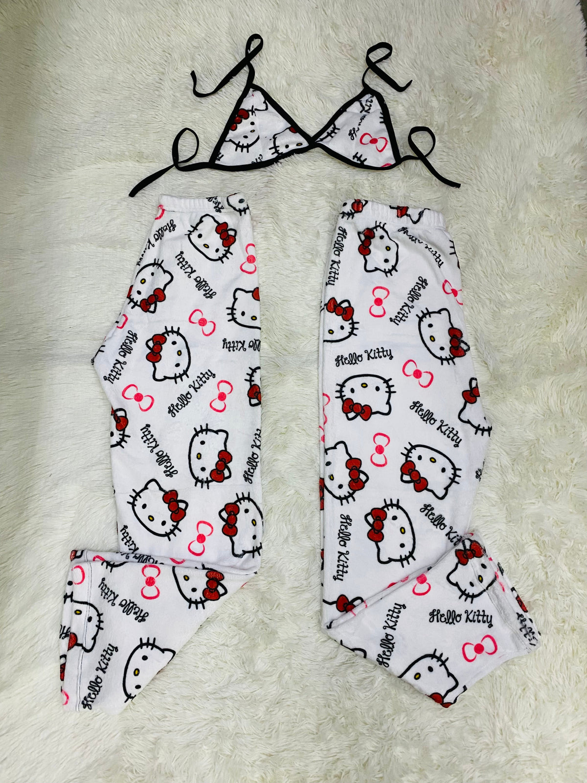 Hello Kitty Blanco Duo De Pijama Afelpada