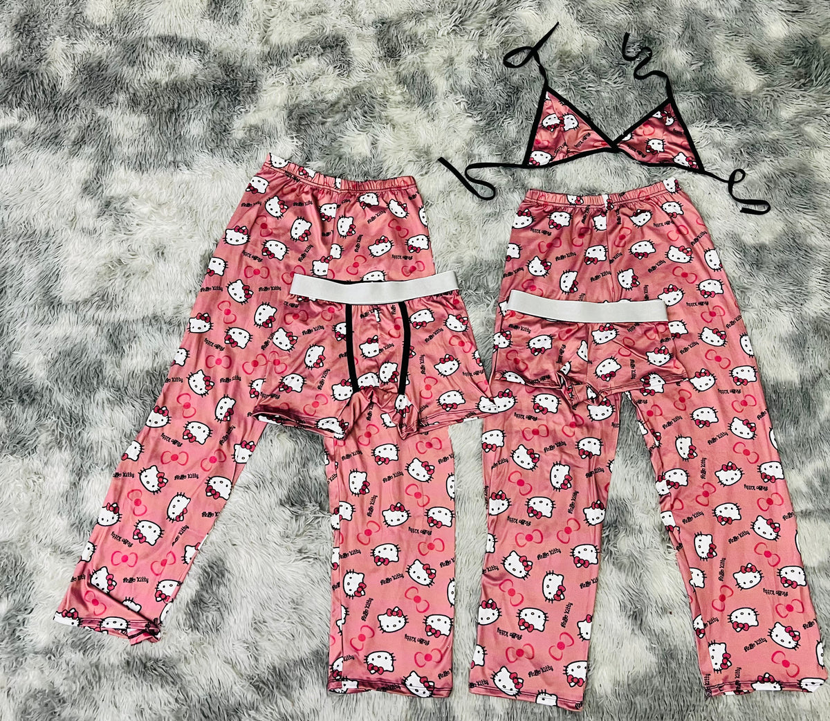 Hello Kitty Y Rosita Fresita Pijama De 5 Piezas