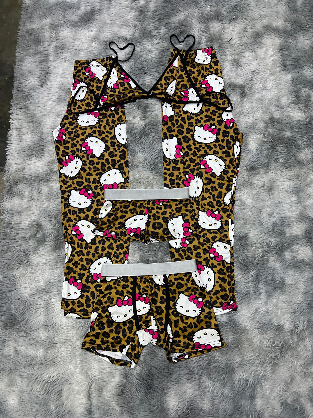 Hello Kitty Animal Print Café Pijama De 5 Piezas