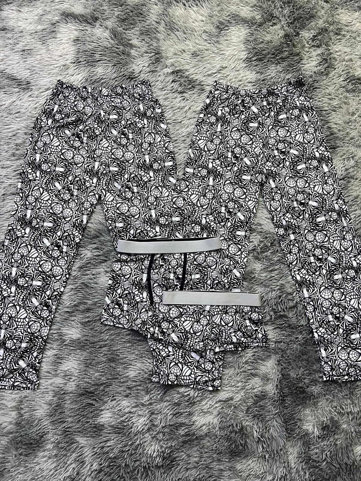 Spiderman Negro Blanco Pijama De 5 Piezas