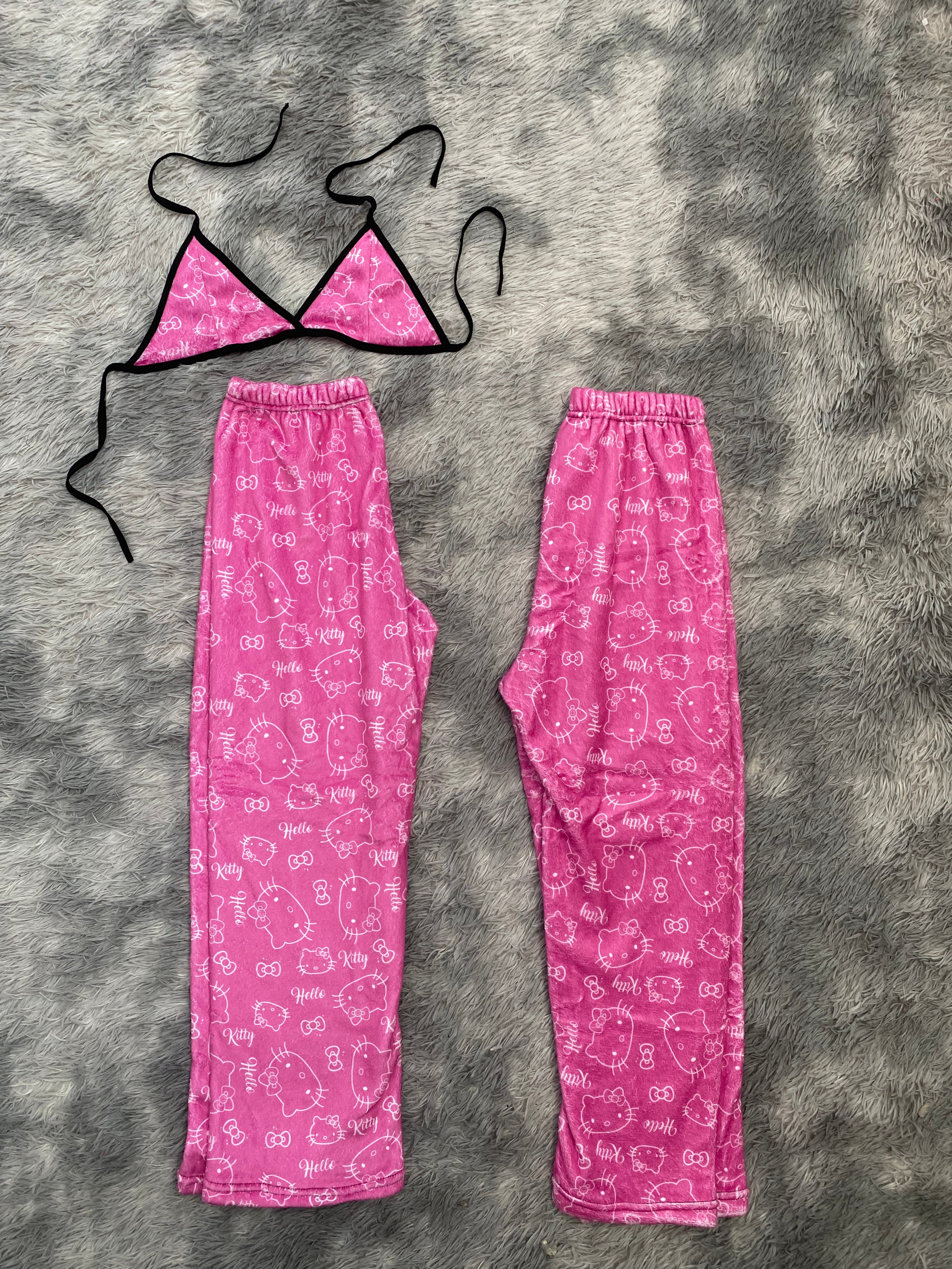Hello Kitty Rosa Letras Blancas Duo De Pijama Afelpada