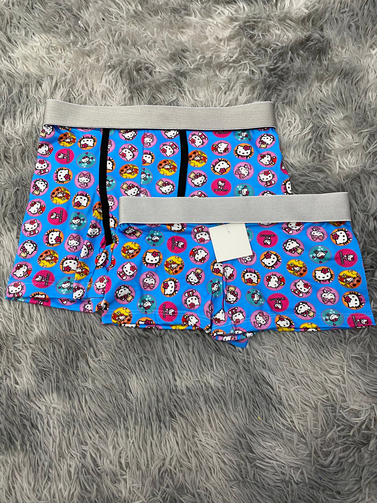Hello Kitty En Circulos Fondo Azul Duo Con Boxer XL