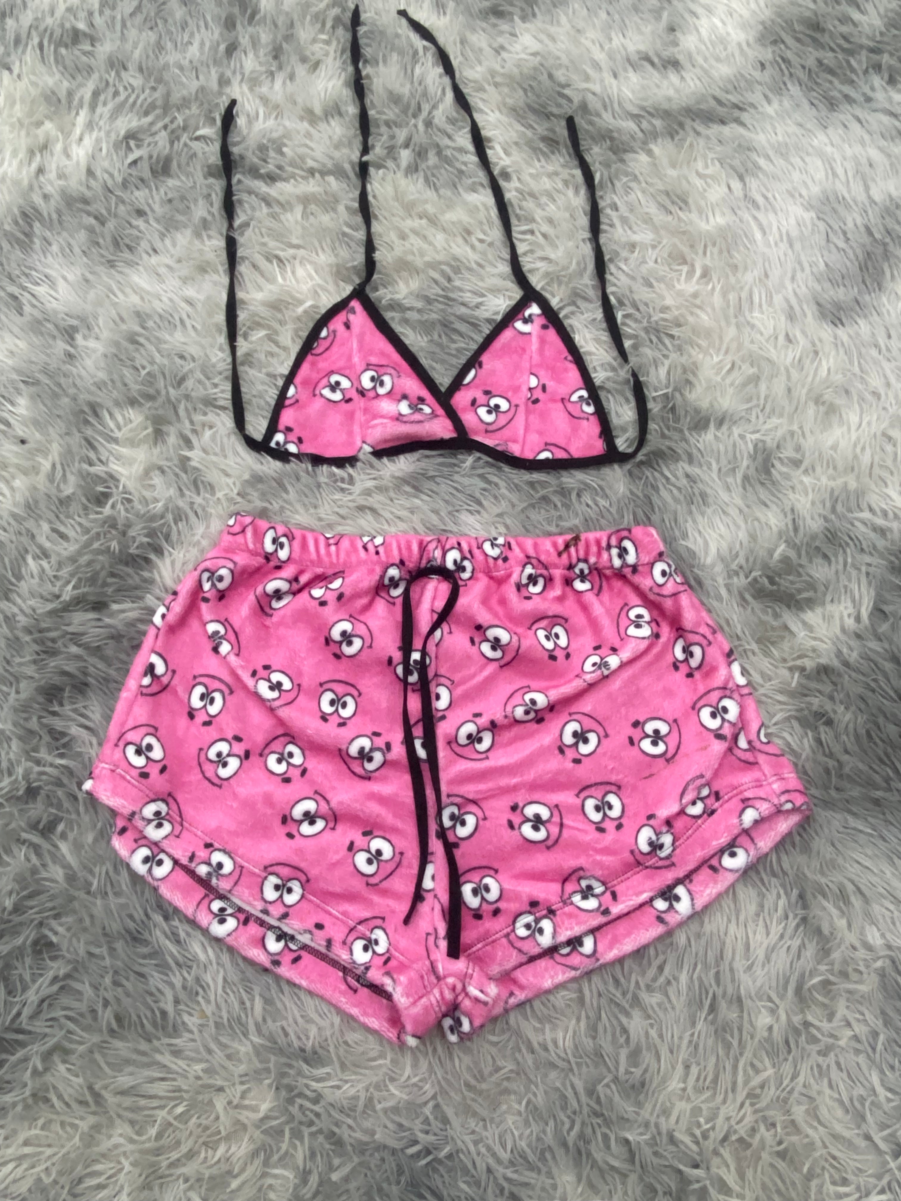 Patricio Cara Top Con Short Afelpado