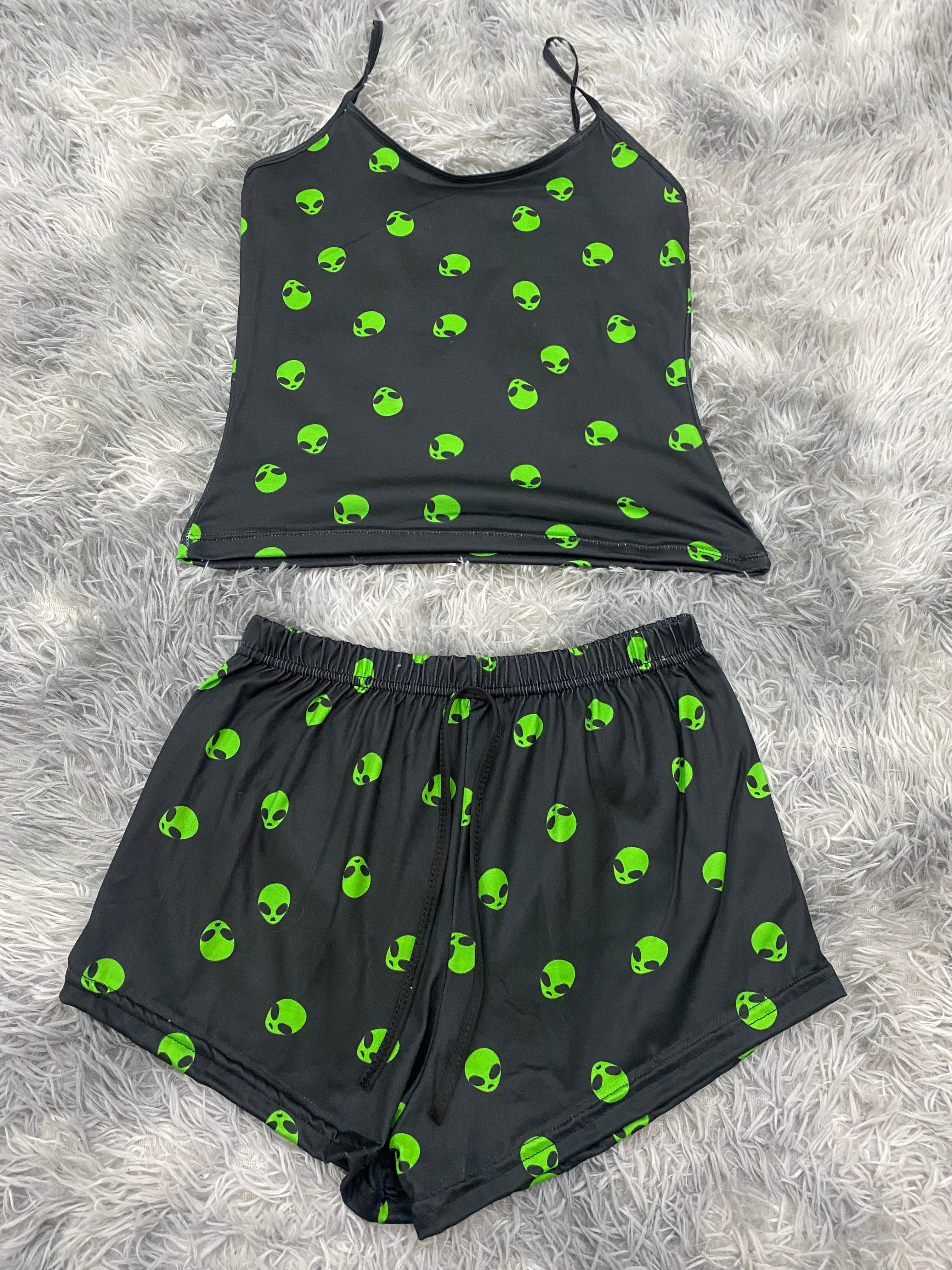 Aliens Blusa Con Short