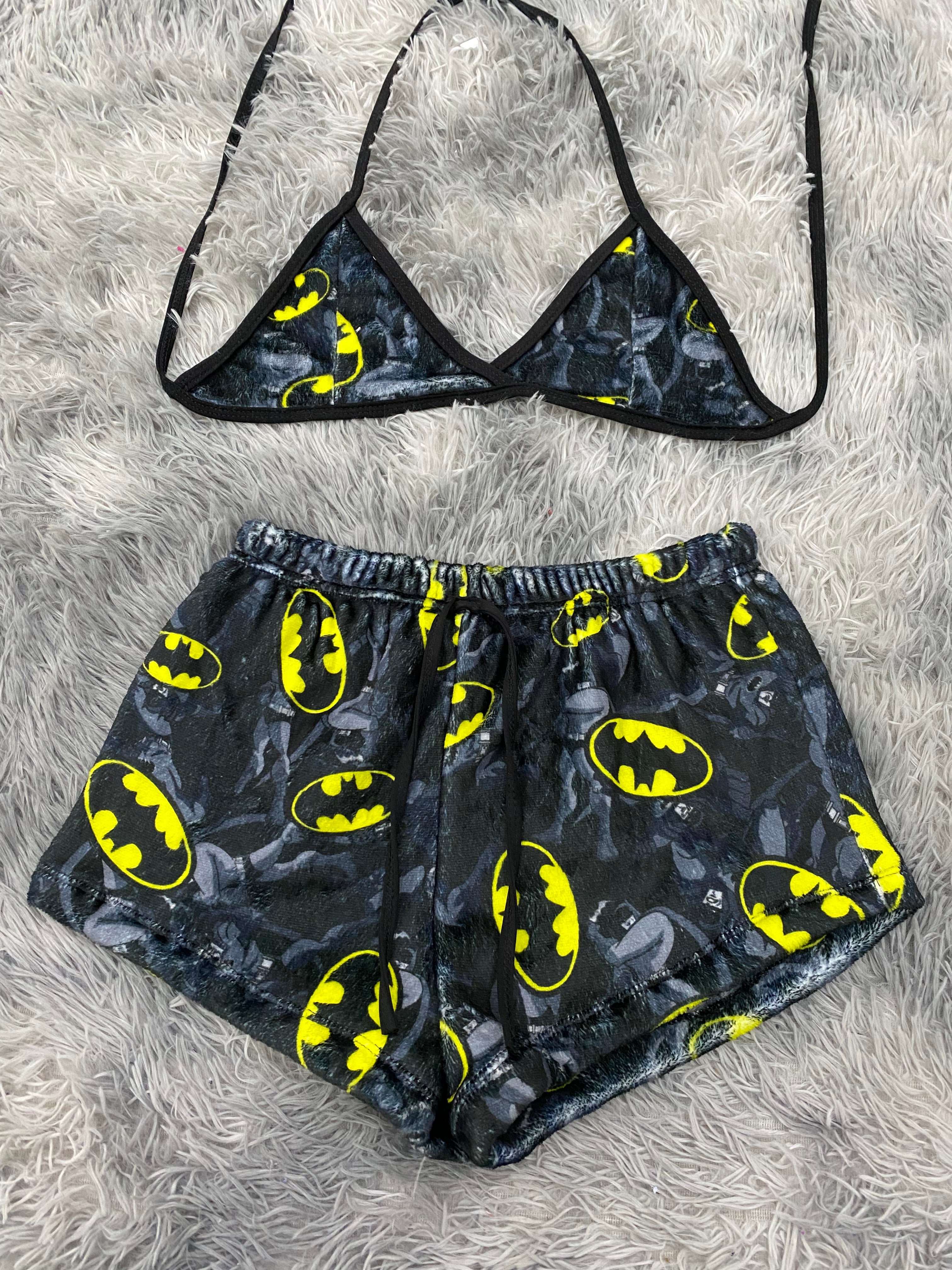 Batman Junto A Su Logo Top Con Short Brush