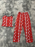 Spider Kitty Corazones Fondo Rojo Blusa Con Pantalón