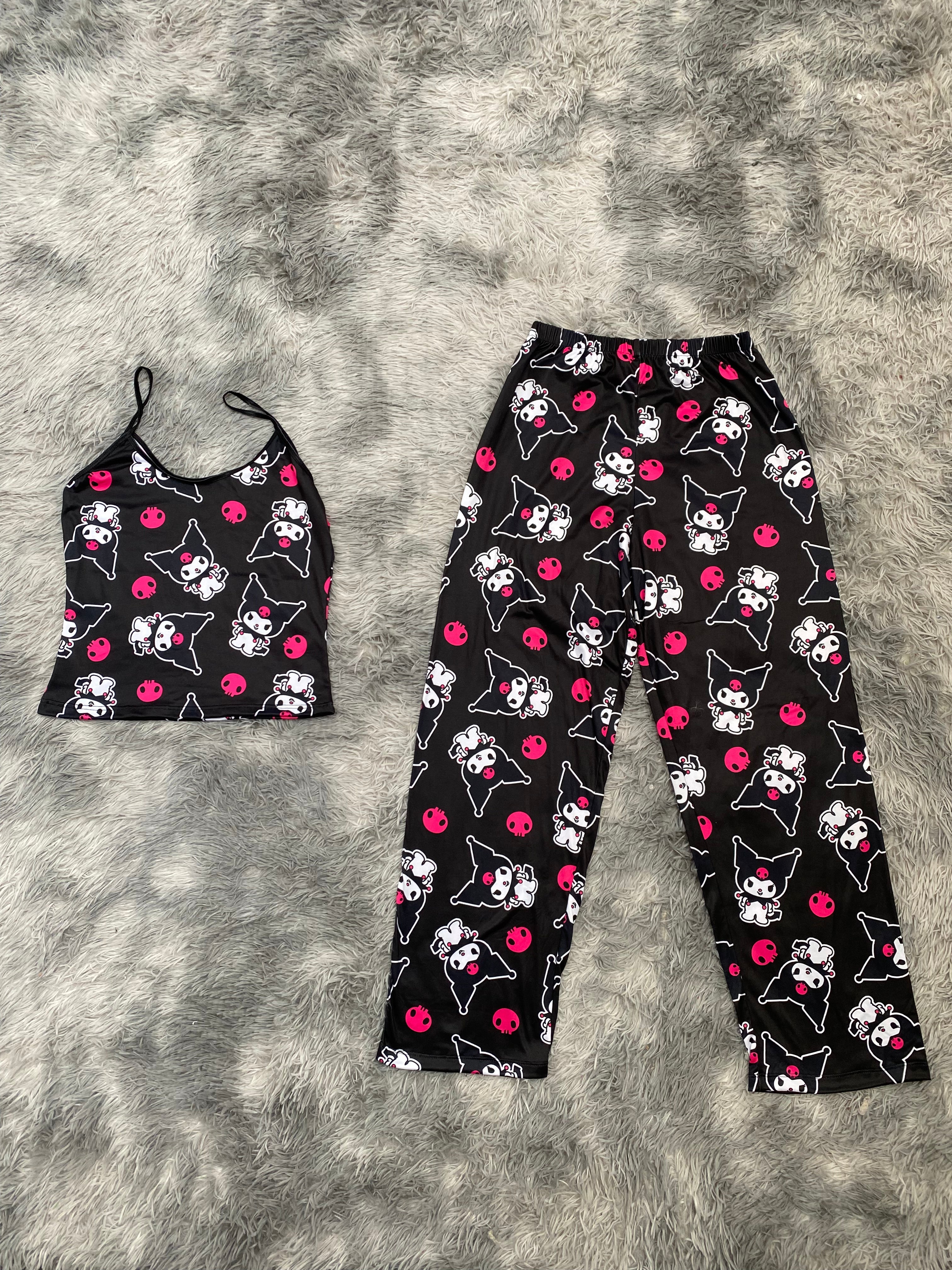 Kuromi Fondo Negro Blusa Con Pantalón
