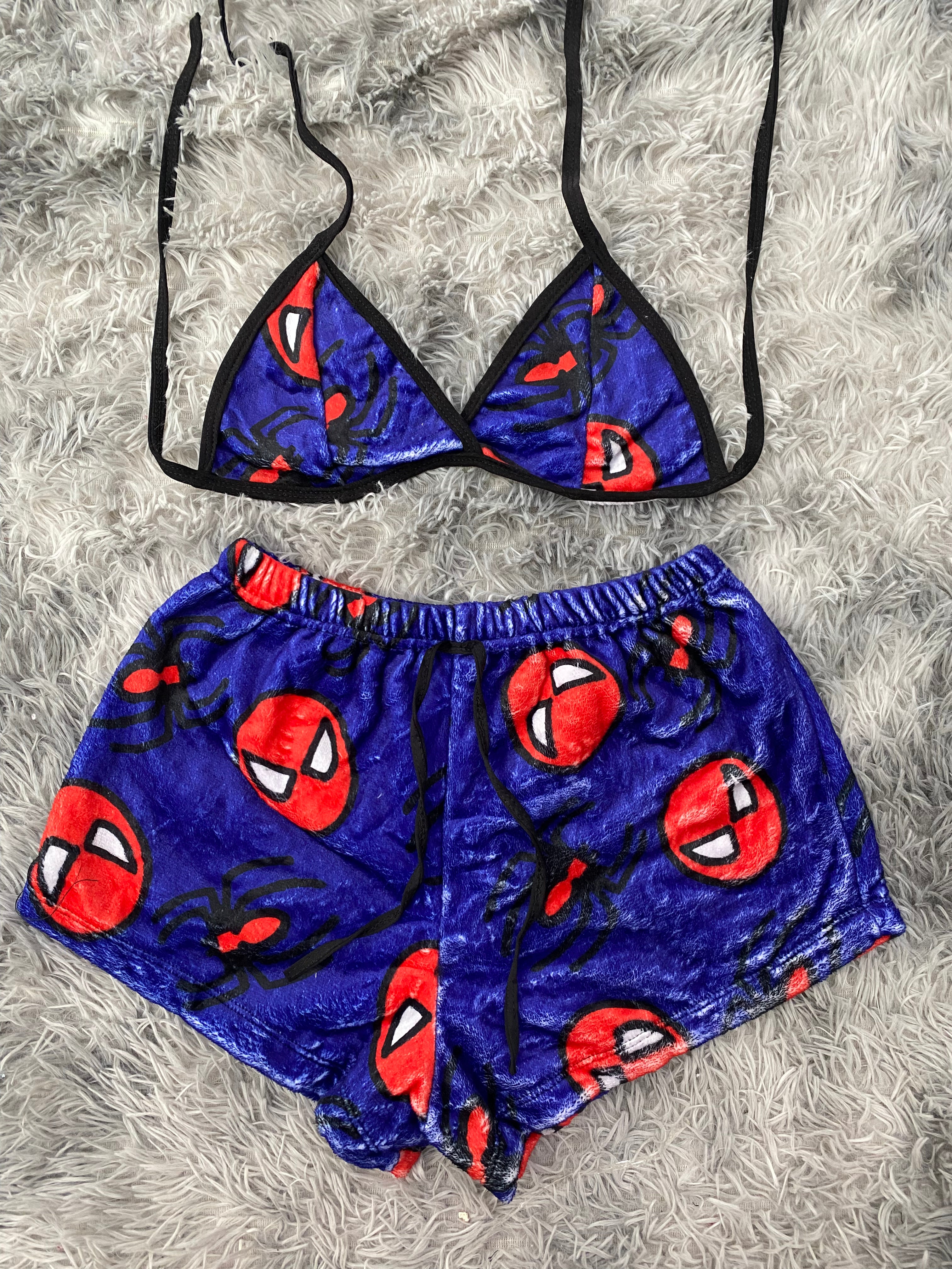 Spiderman Fondo Azul Top Con Short Afelpado