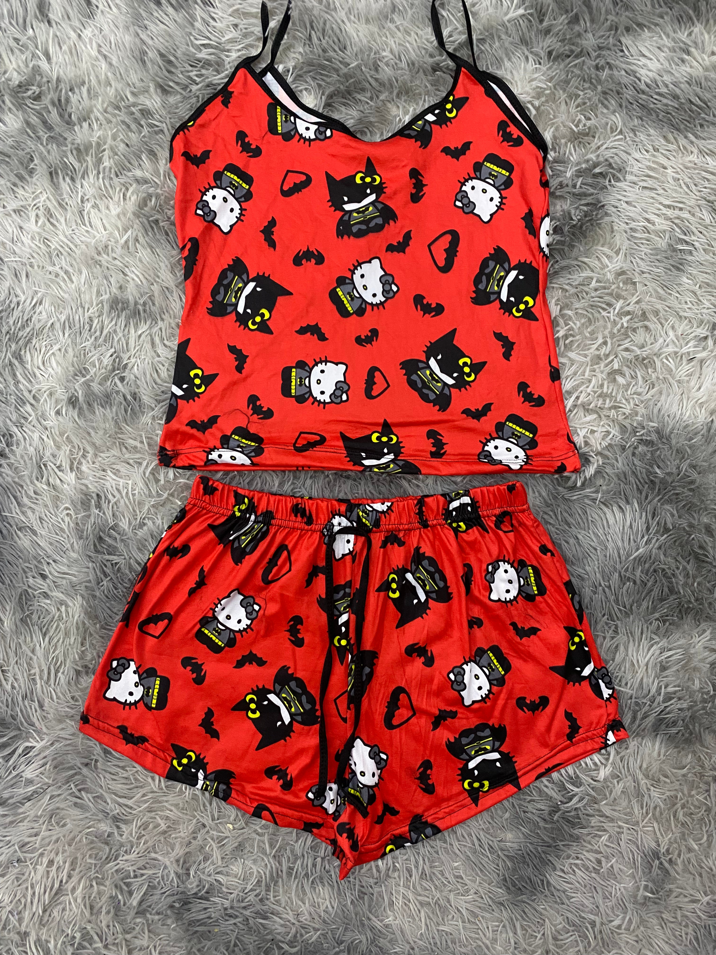 Hello Kitty Y Batman Fondo Rojo Blusa Con Short