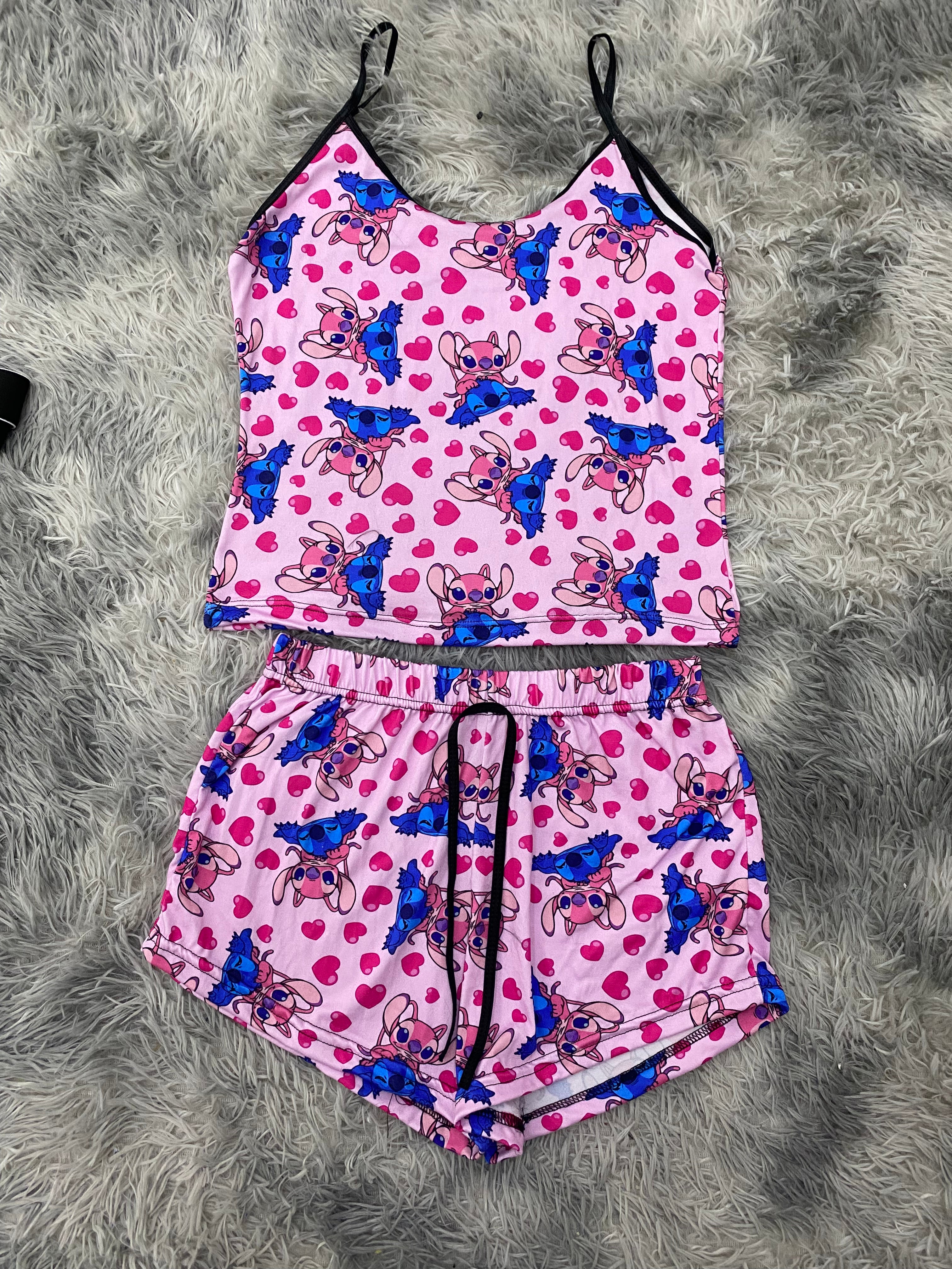 Stitch Su Novia Fondo Rosa Blusa Con Short