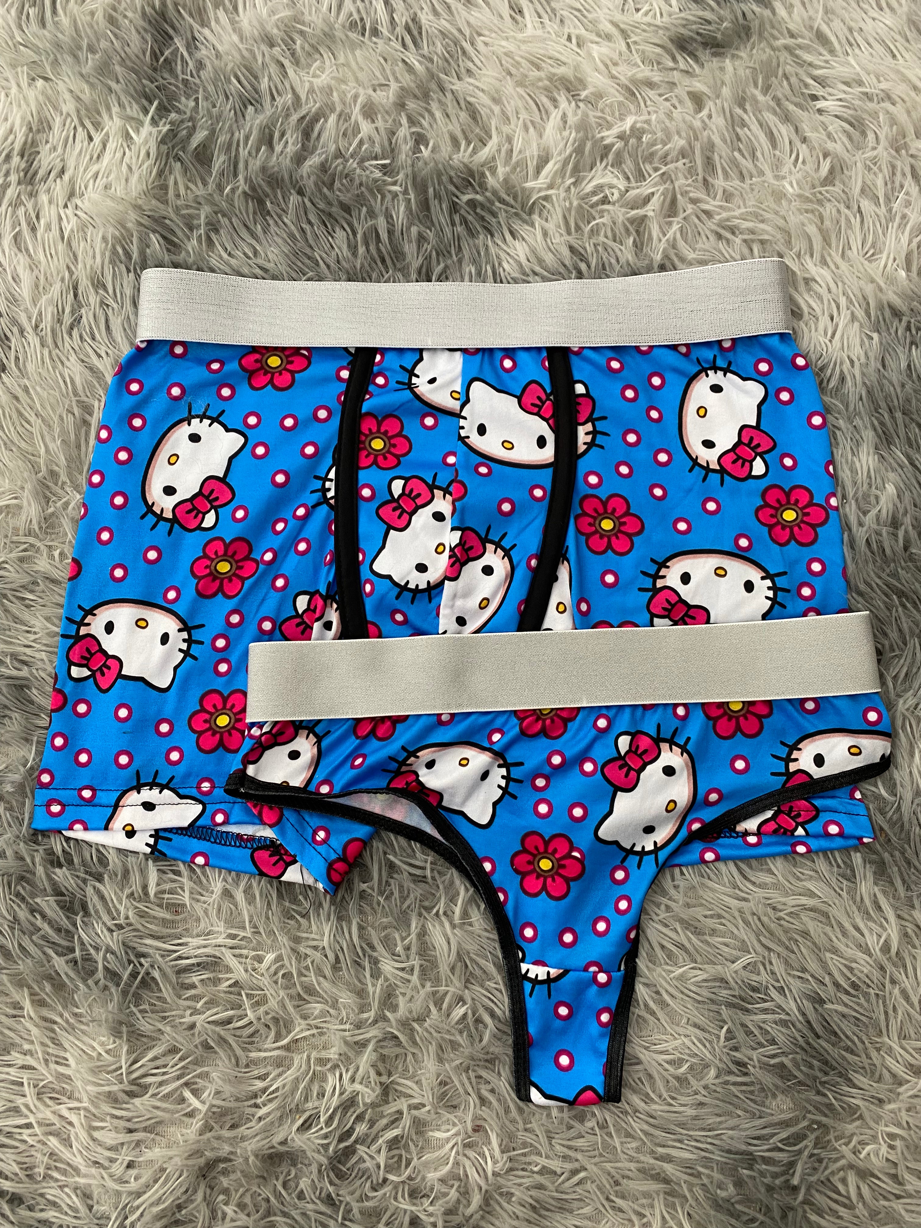 Hello Kitty Puntos Blancos Fondo Azul Duo Unitalla Con Tanga