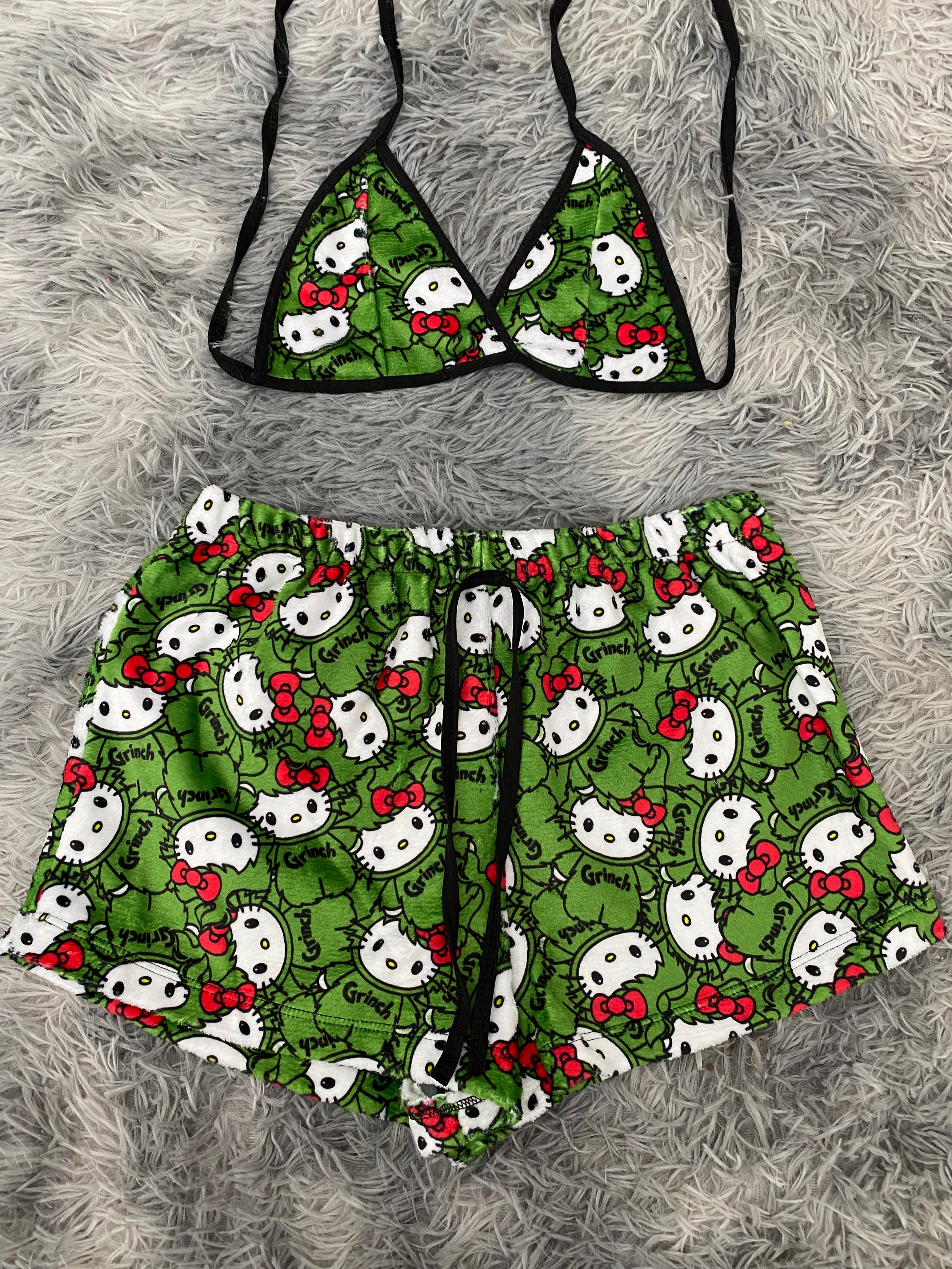 Hello Kitty Y Grinch Top Con Short Afelpado
