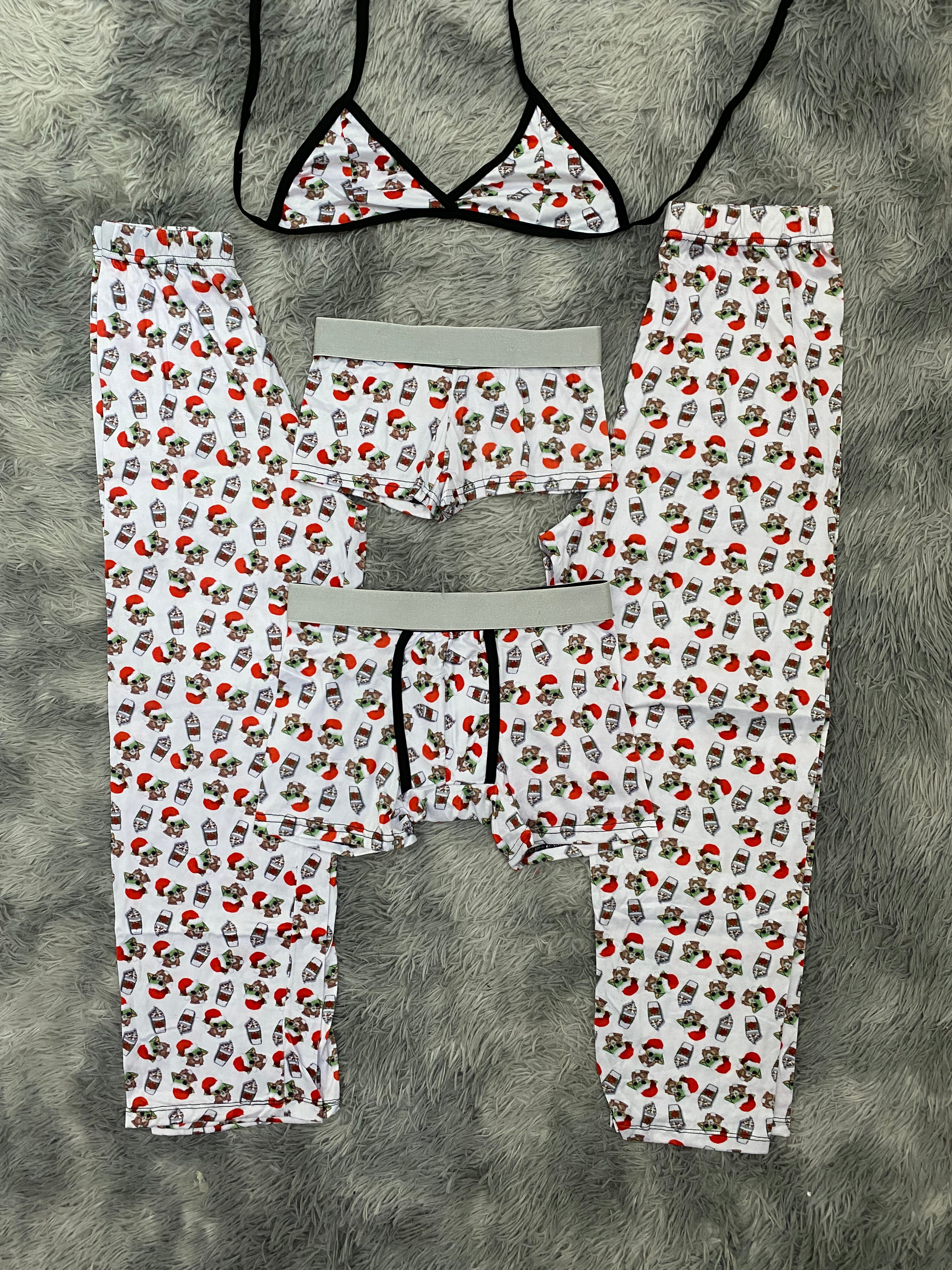 Baby Yoda navidad fondo blanco Pijama De 5 Piezas